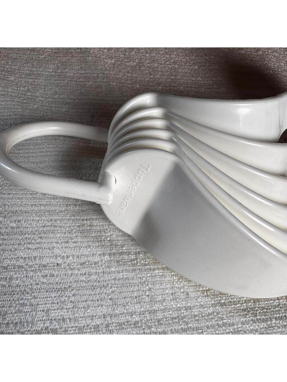 Vintage Tupperware Measuring Spoon Set White Nesting Spoons - Picture 4 of 6